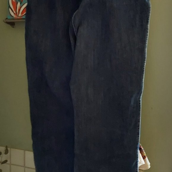 Dress Up or Dress Down Jeans with Bell-Bottoms and Elastic Waist! - Picture 6 of 6